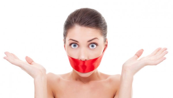 Sex-oral--5-lucruri-pe-care-nu-ar-trebui-sa-le-faci-niciodata-in-timpul-unei-partide
