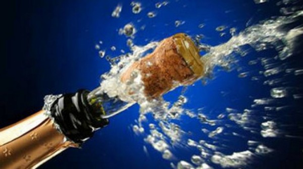 champagne_cork_101014_02_97487900