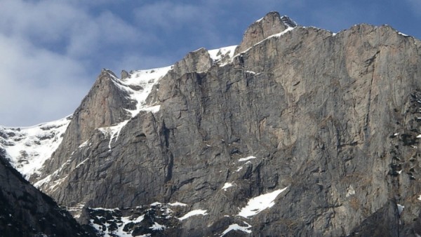 creste_muntii_bucegi_14135200