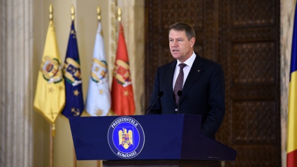 Iohannis, consultări cu partidele parlamentare, la Cotroceni