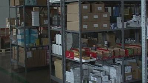 sute_de_kilograme_de_medicamente_expirate_gasite_de_politisti_116162_13364200