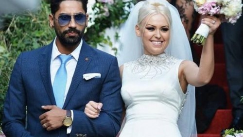 Connect-R-si-a-pus-aparat-dentar--Vezi-cum-arata-acum-artistul-