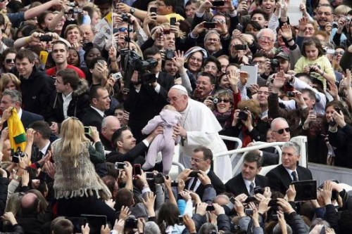 al-qaida-planuise-asasinarea-papei-francisc-in-filipine-care-a-fost-reactia-pontifului-298775