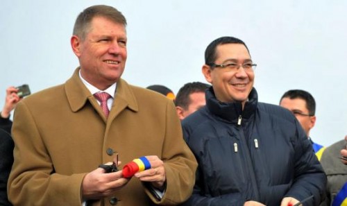 klaus-iohannis-si-victor-ponta-impreuna-la-bilantul-mapn-298539
