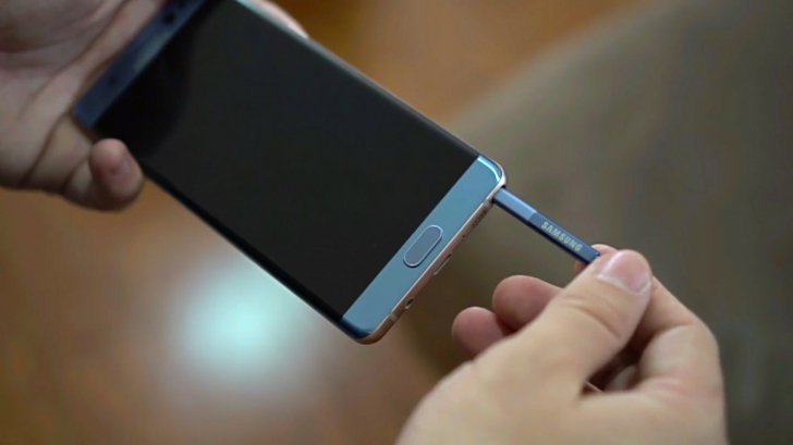 samsung-galaxy-s7-blue_64647800