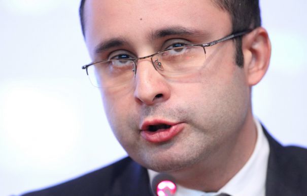 Cristian Bușoi, ne anunță că va lupta pentru România să primească nu doar cele 80 de miliarde de euro, negociate cu UE, ci și fonduri suplimentare pentru sănătate