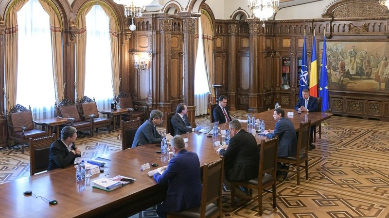 Klaus Iohannis a bagat Guvernul în ședință să discute despre fondurile europene