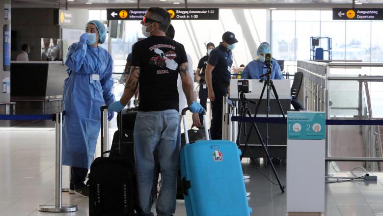 Autoritățile cipriote au decis interzicerea accesului turistilor românilor