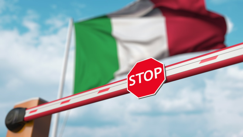 Italia îi bagă în carantină , 14 zile, persoanele care vin din România și Bulgaria