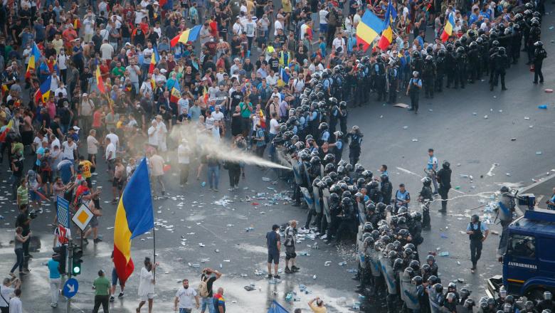 Klaus Iohannis consideră un lucru bun faptul că se reiau cercetarile în dosarul 10 august