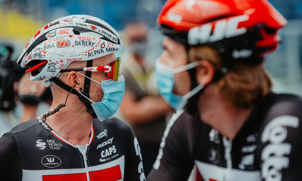 Accident dramatic la o cursă de ciclism din Polonia: Un sportiv olandez, în comă