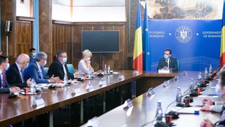 Guvernul a luat măsuri constructive pentru a sprijini angajaţii şi angajatorii