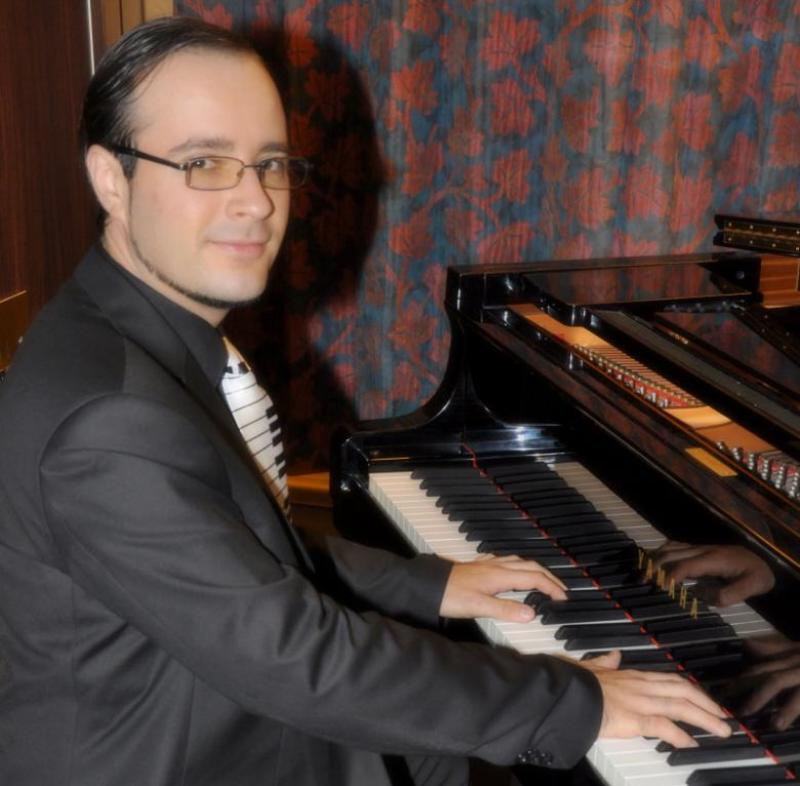 Un tânar vindecat de COVID a dorit să doneze plasmă și i s-a cerut să-și plătească testele PCR