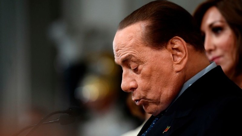 Berlusconi s-a infectat cu COVID. Și copiii lui sunt bolnavi