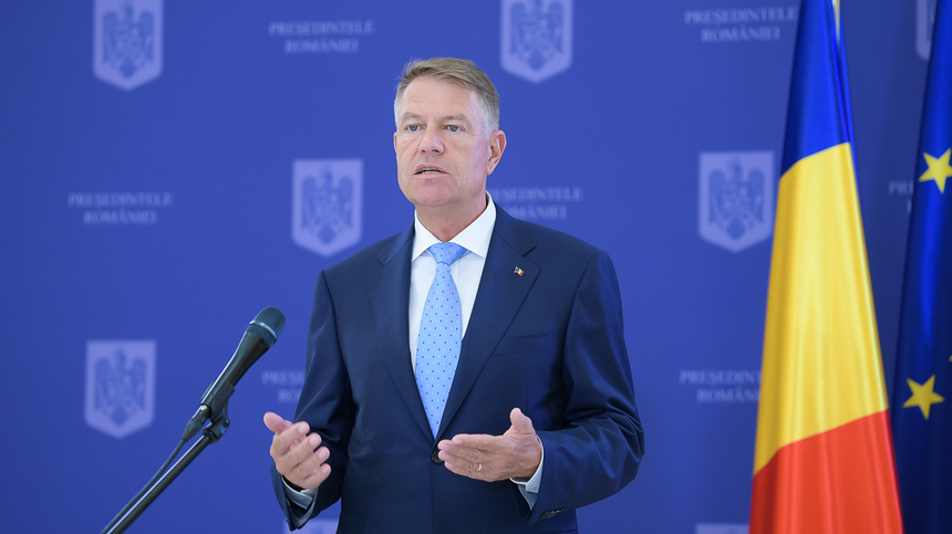 Klaus Iohannis îi îndeană pe părinți să-și trimită copiii la școală