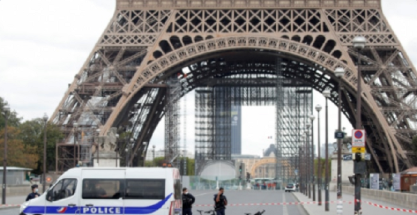 Panică la Paris