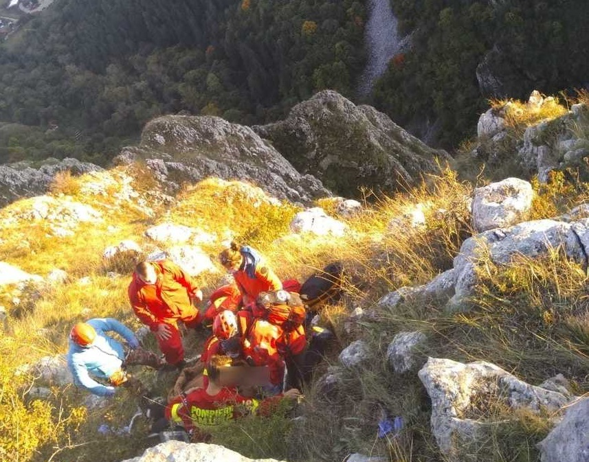 Lângă Cheile Turzii, un bărbat rănit grav după ce a căzut cu parapanta