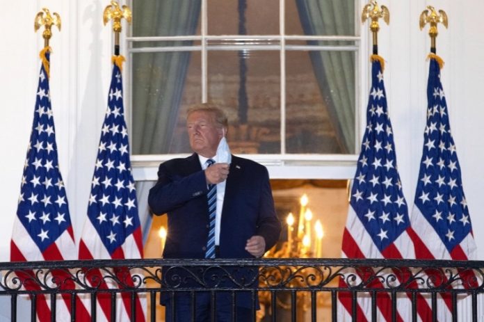 Trump, externat după 3 zile, deja s-a întors la Casa Alba