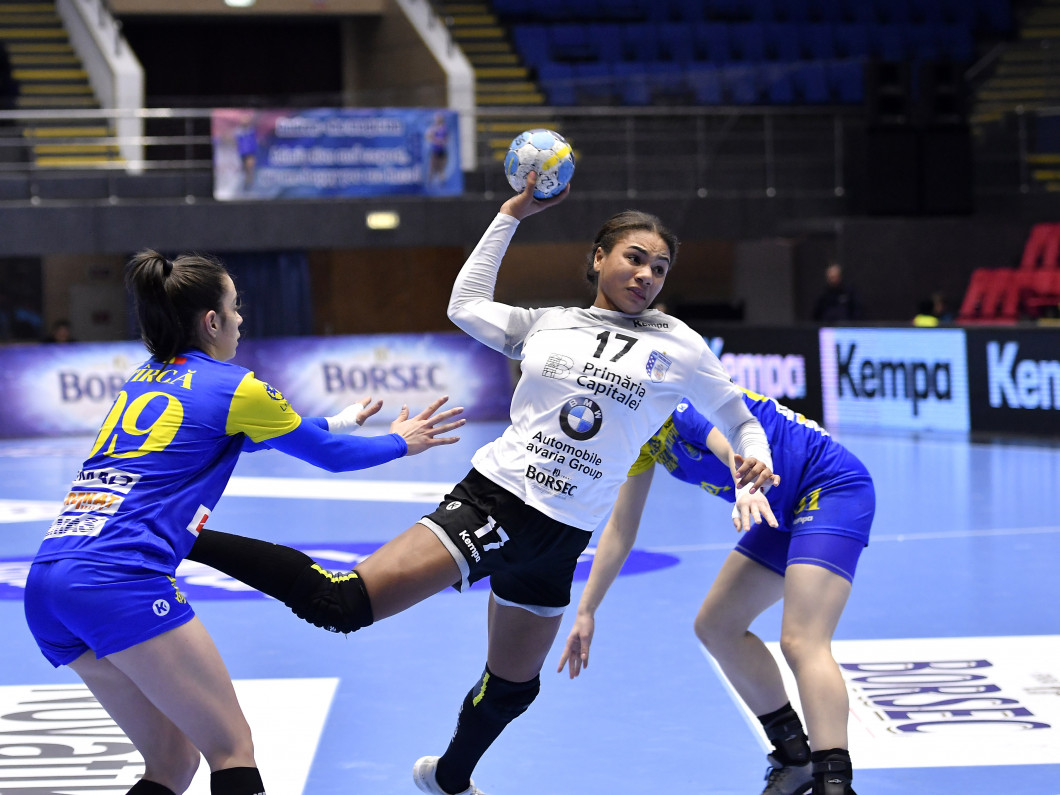 Nicușor Dan anunță că nu desființează echipa de handbal feminin CSM București