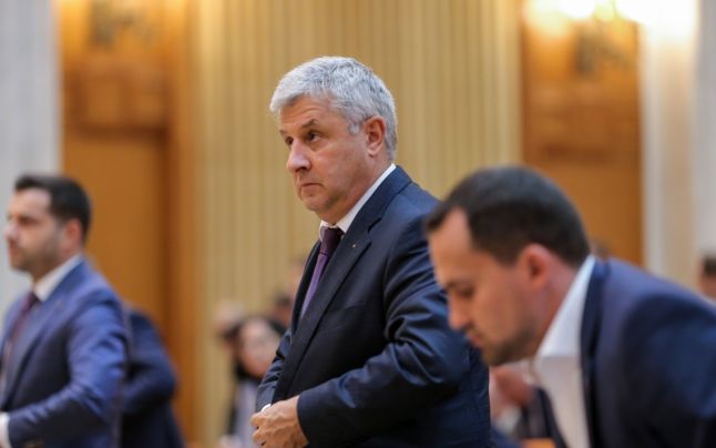 PNL pregăteşte o lege prin care mandatul lui Iordache în fruntea Consiliului Legislativ să fie anulat