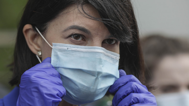 Ministerul Muncii Violeta Alexandru a decis în acest moment să efectueaze, plăţi pentru toate situaţiile în care, în baza avizului epidemiologic eliberată de DSP