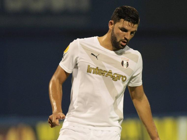 Dan Petrescu nu parăsește CFR Clujul și face un transfer de senzație