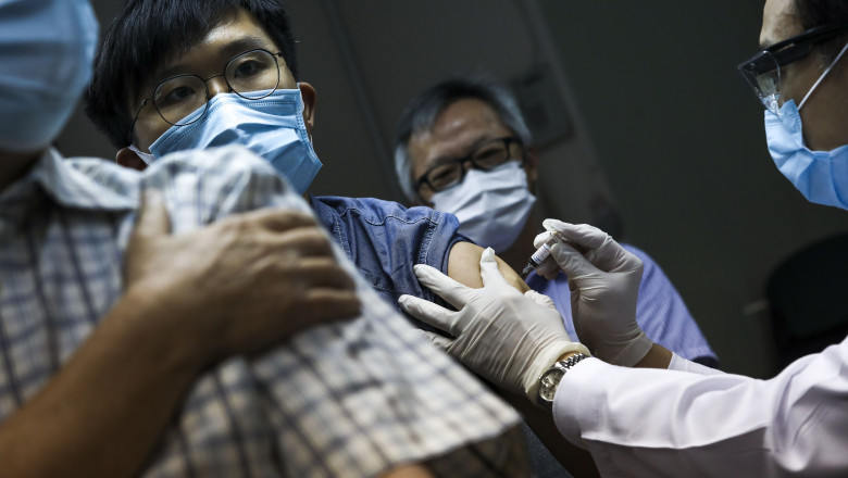 Un milion de chinezi, vaccinați anți-COVID cu un vaccin experimental