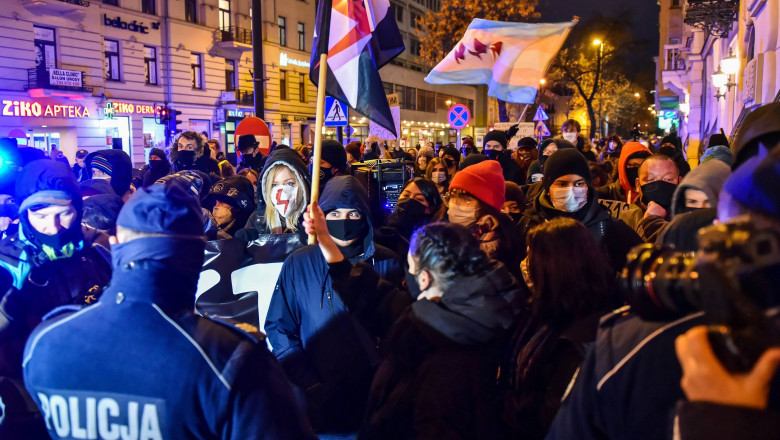 Poliţia a făcut arestari