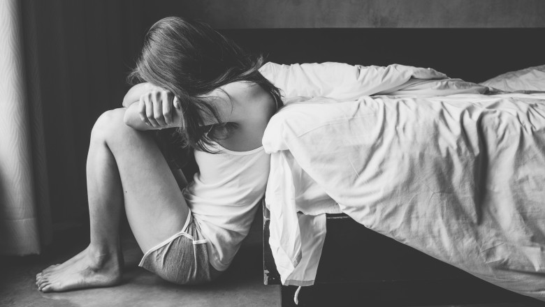 poveștile a doua fete