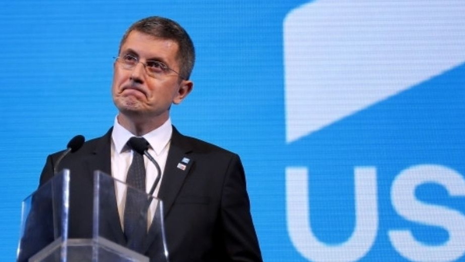 Demisia lui Dan Barna de la șefia USR, cerută de membrii și simpatizanții partidului