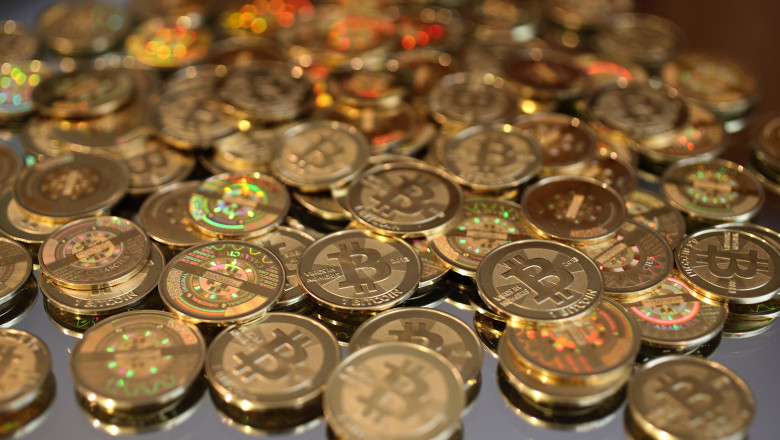 Bitcoin a atins un maxim istoric. De ce îl aleg investitorii și care sunt riscurile