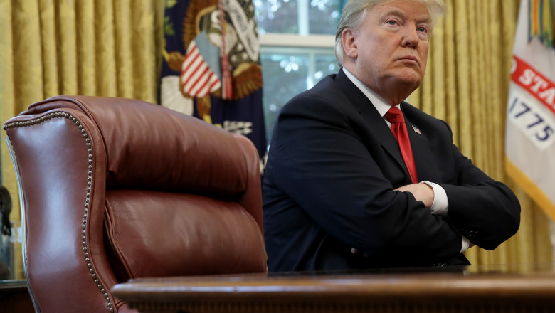 Trump a schimbat strategia