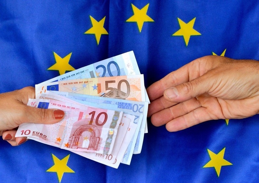 România va avea la dispoziţie un buget total de 100 miliarde euro în exerciţiul de finanţare europeană 2021-2027
