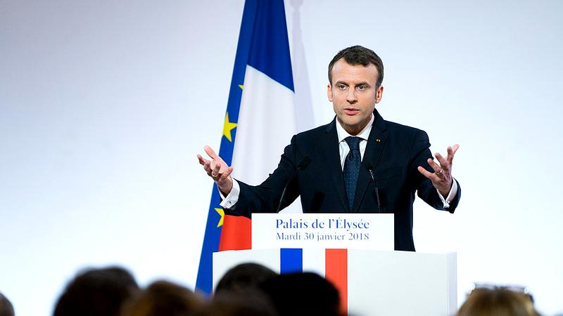 Macron oferă, studenților care vin, la cursuri, două mese pe zi, la preț de 1 euro