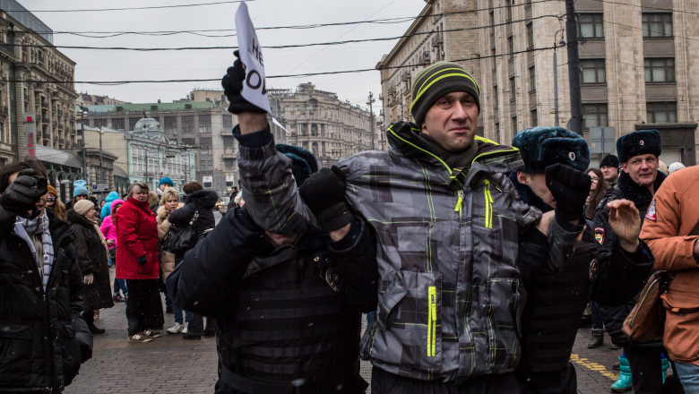 Rusia își pune la punct aparatul de represiune