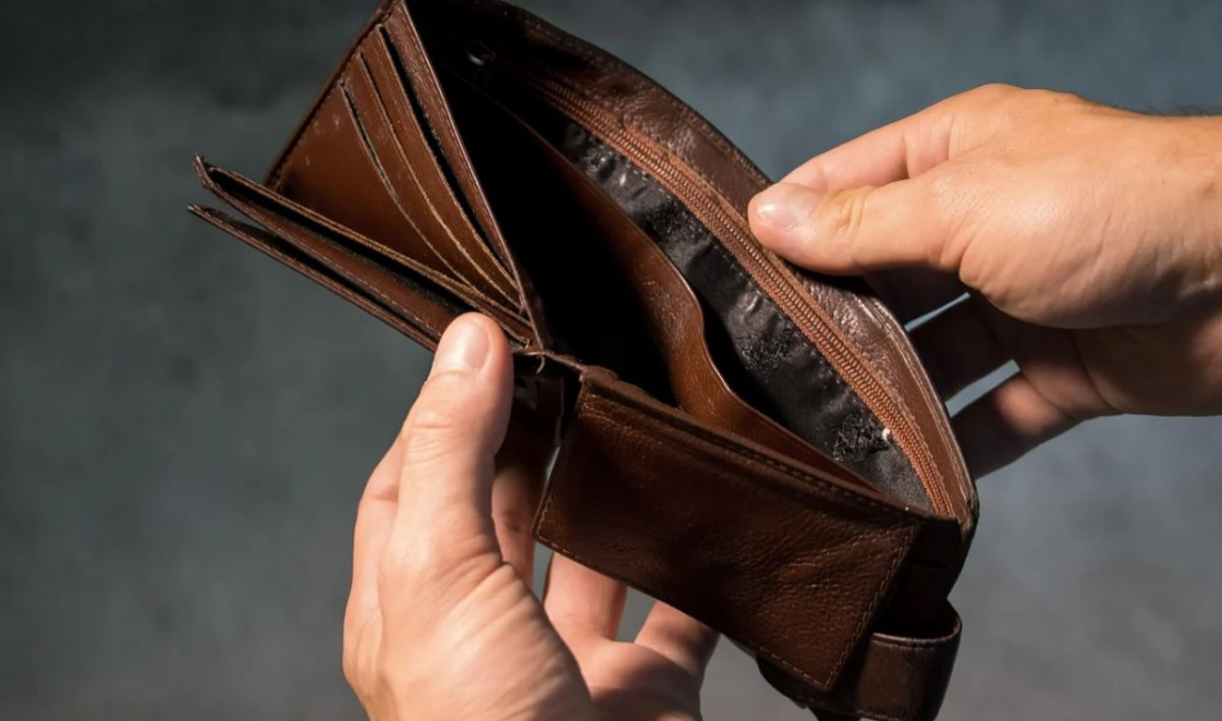 carburanţi și țigarile