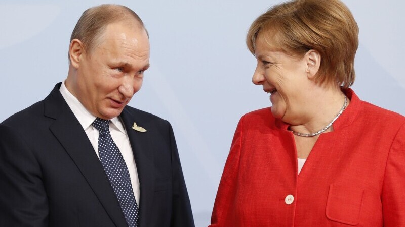 Angela Merkel critică vehement Rusia pentru decizia de a-i expulza pe diplomații europeni