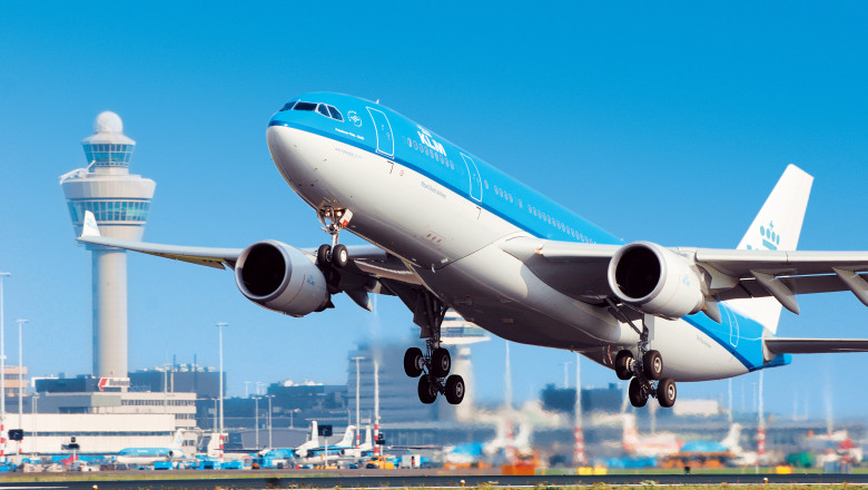 Premieră: Un avion KLM a zburat cu combustibil sintetic