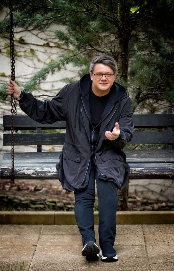 INTERVIU cu cunoscutul artist, Fuego: „Am încercat mereu să mă reinventez, să aduc noutăți, să surprind”