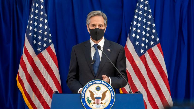 Washington și Beijing discută cu...cuțitele pe masă