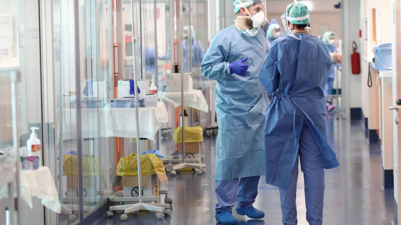 Medic din Bucureşti, semnal de alarmă: „A început din nou nebunia din noiembrie – decembrie”