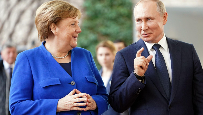 Angela Merkel declară că este pregătită să comande vaccinul rusesc Sputnik V
