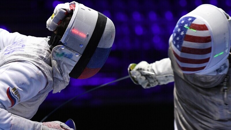 opt sportivi, de pe șase continente, infectati cu COVID