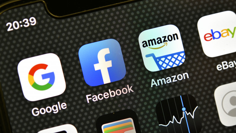 Uniunea Europeană ar putea interzice reclamele personalizate pe Facebook și Google