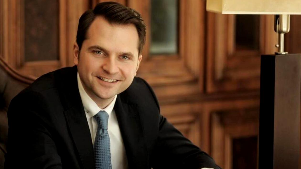 Sebastian Burduja