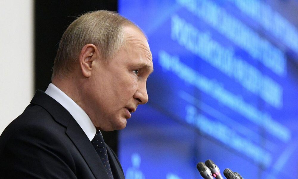 Vladimir Putin spune că Rusia va răspunde dacă infrastructura militară NATO