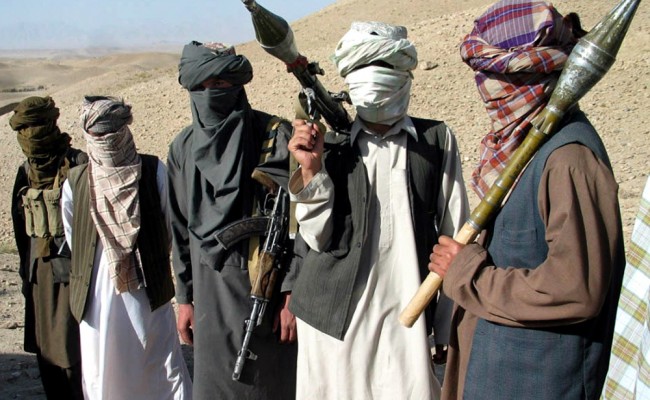 Talibanii pakistanezi anunță război, rup acordul cu Islamabadul: