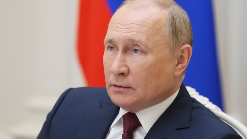 Putin asigură că Rusia nu va folosi prima arma atomică: Nu am înnebunit