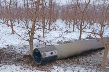O rachetă rusească a fost descoperită într-o livadă din Republica Moldova