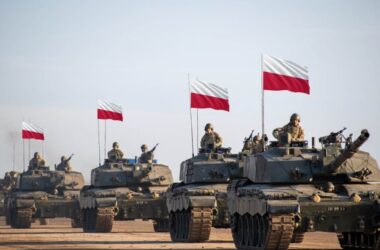 Polonia vrea să convoace 200.000 de civili